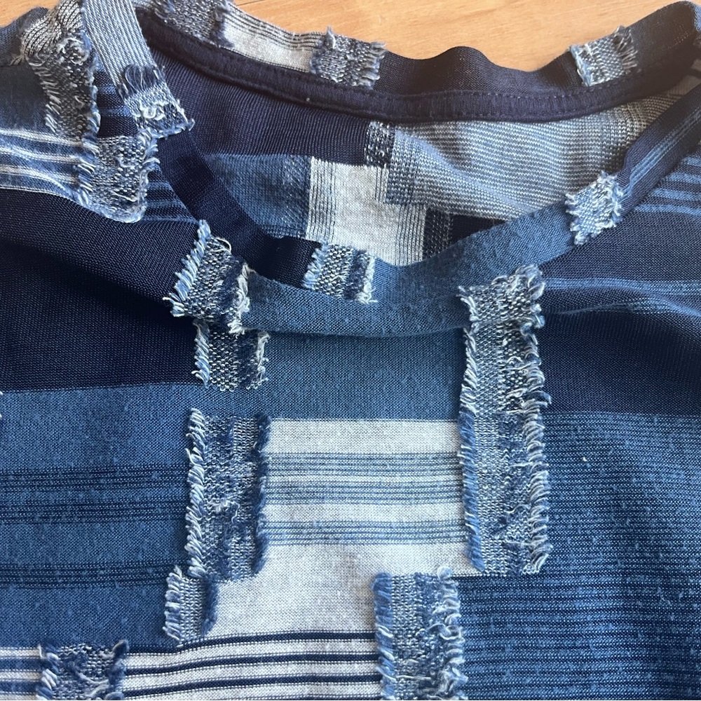 Patchwork T-Shirt - Picture 5 of 6
